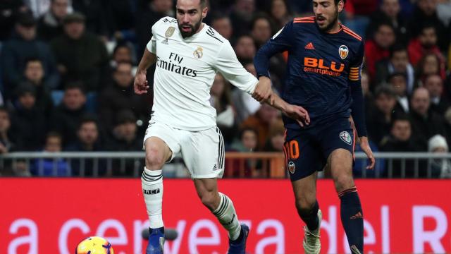 Carvajal y Parejo, durante el Real Madrid - Valencia de La Liga