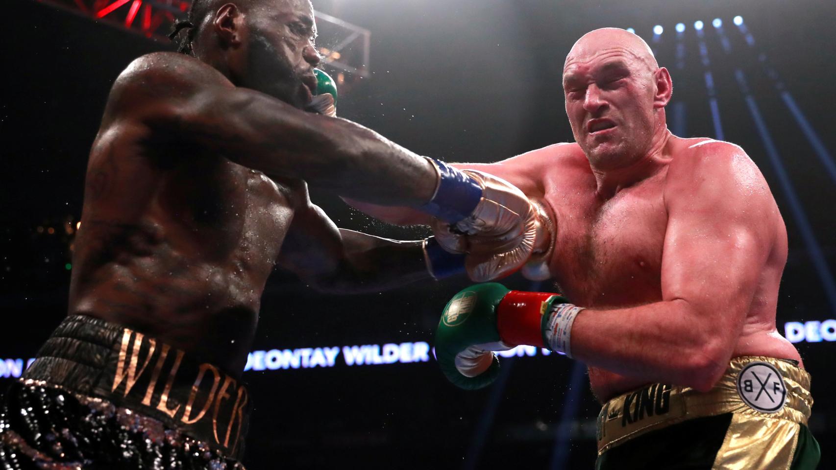 Wilder y Fury en un momento del combate