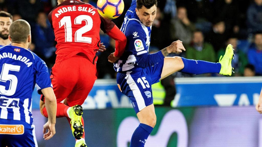 ALAVÉS / SEVILLA