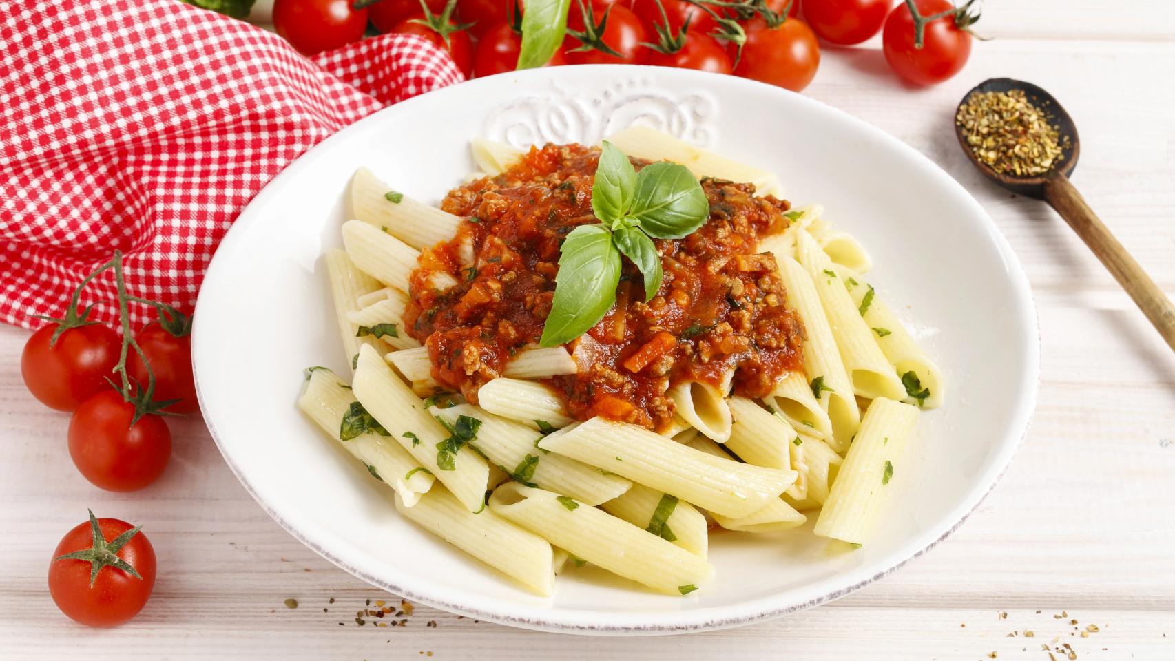 Un delicioso plato de pasta, repleto de carbohidratos.