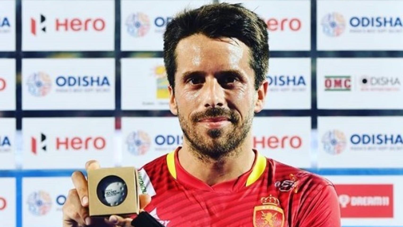 Marc Sallés cumplió 200 partidos como internacional en el partido ante Francia. Foto: Instagram (@rfe_hockey)