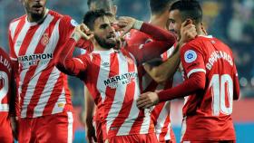 El Girona celebra uno de sus goles.