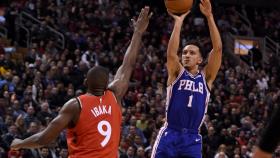 ibaka frente a Philadelphia