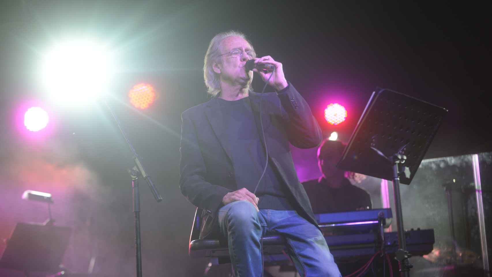 Luis Eduardo Aute en 2016, durante uno de sus últimos conciertos.