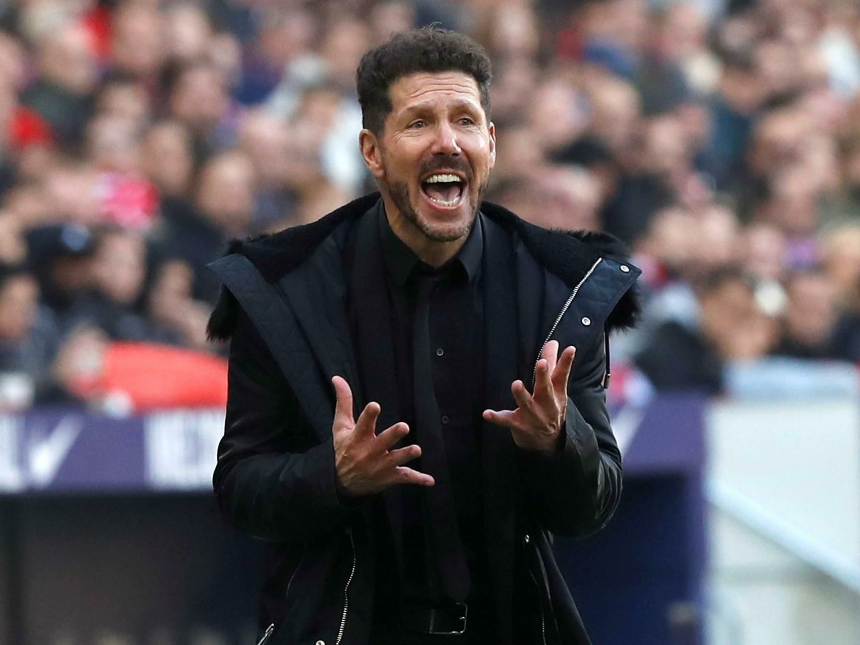 Diego Pablo Simeone, durante el encuentro del Atlético contra el Alavés