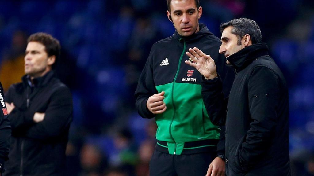 Ernesto Valverde, durante el partido del Barcelona ante el Espanyol