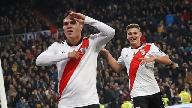 Quintero celebrando su gol ante Boca Juniors