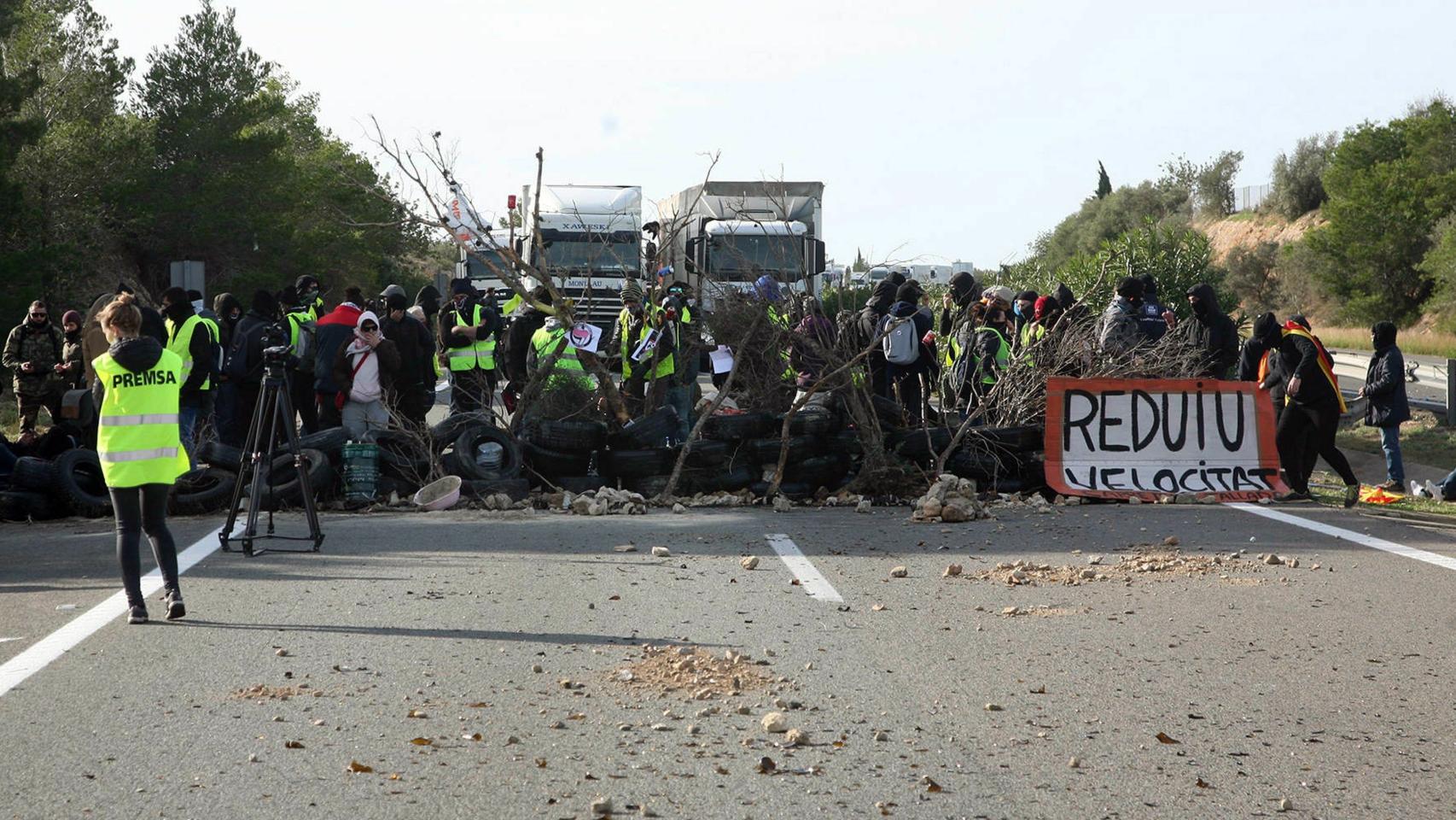 Los CDR bloqueando la AP-7