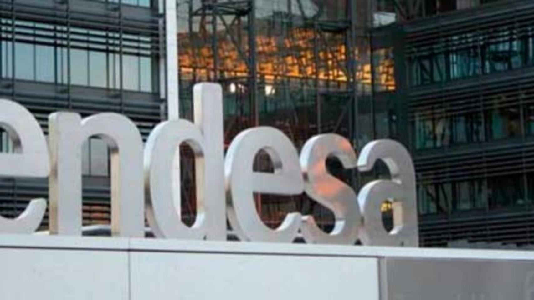 Endesa se compromete a un dividendo de 1,33 euros por acción en los próximos dos años