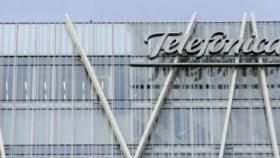 Telefónica se pone al frente del Ibex y supera los 7,5 euros