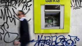 Cajero automático de Bankia a pie de calle.