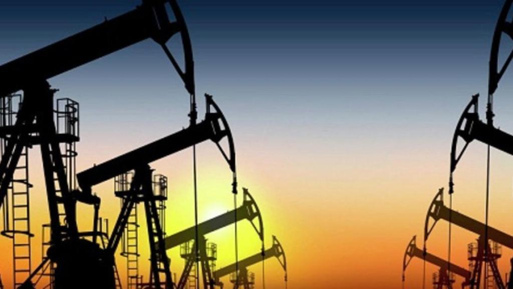 El precio del petróleo supera los 82 dólares y toca un nuevo máximo desde noviembre de 2014