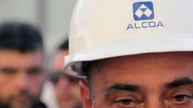 Un trabajador de Alcoa.