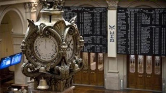 Las compañías del Ibex negocian un 55% de sus acciones fuera de Bolsa española