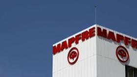 Rótulo de Mapfre en uno de sus centros.