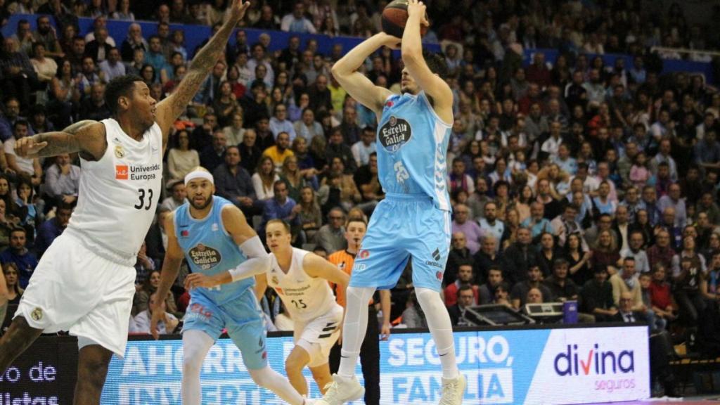 Partido entre Cafés Candelas Breogán y Real Madrid. Foto: Twitter. (@CBBreogán)