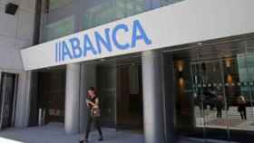 Abanca contrata a Merrill para lanzar una oferta por Liberbank, según medio