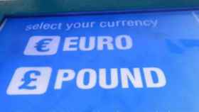 La libra marca máximos de seis meses frente al euro tras el acuerdo sobre el Brexit