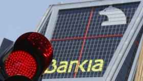Los bajistas aumentan la presión sobre Bankia y se repliegan en Sabadell y DIA