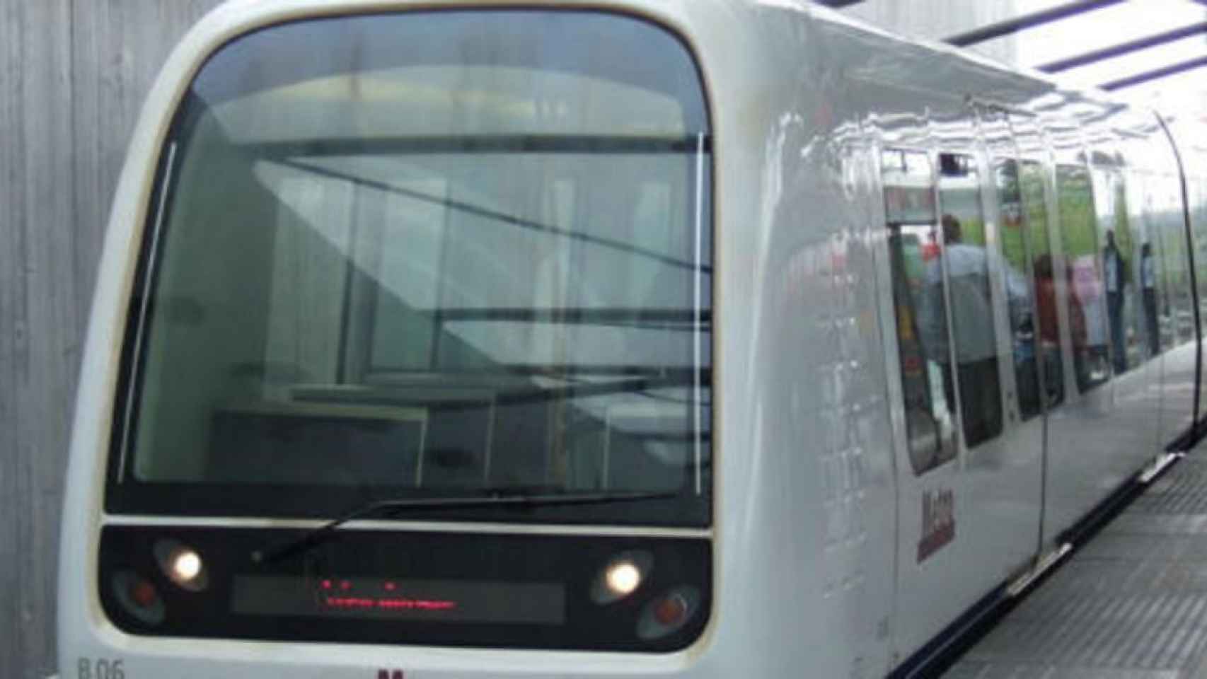 Pekín abre su primer metro sin conductor y otro de levitación magnética