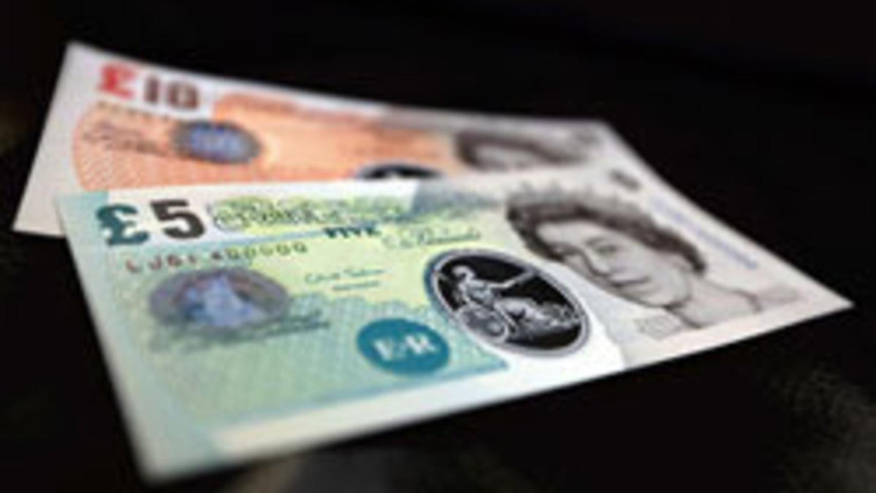 El Banco de Inglaterra mantendrá trazas de grasa animal en la composición de sus billetes