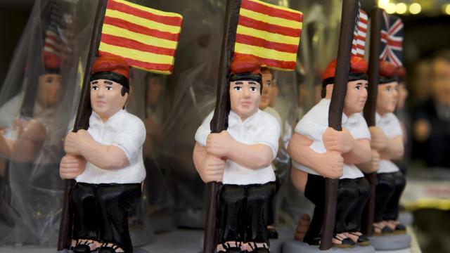 La figura del 'caganer' enamora a los británicos