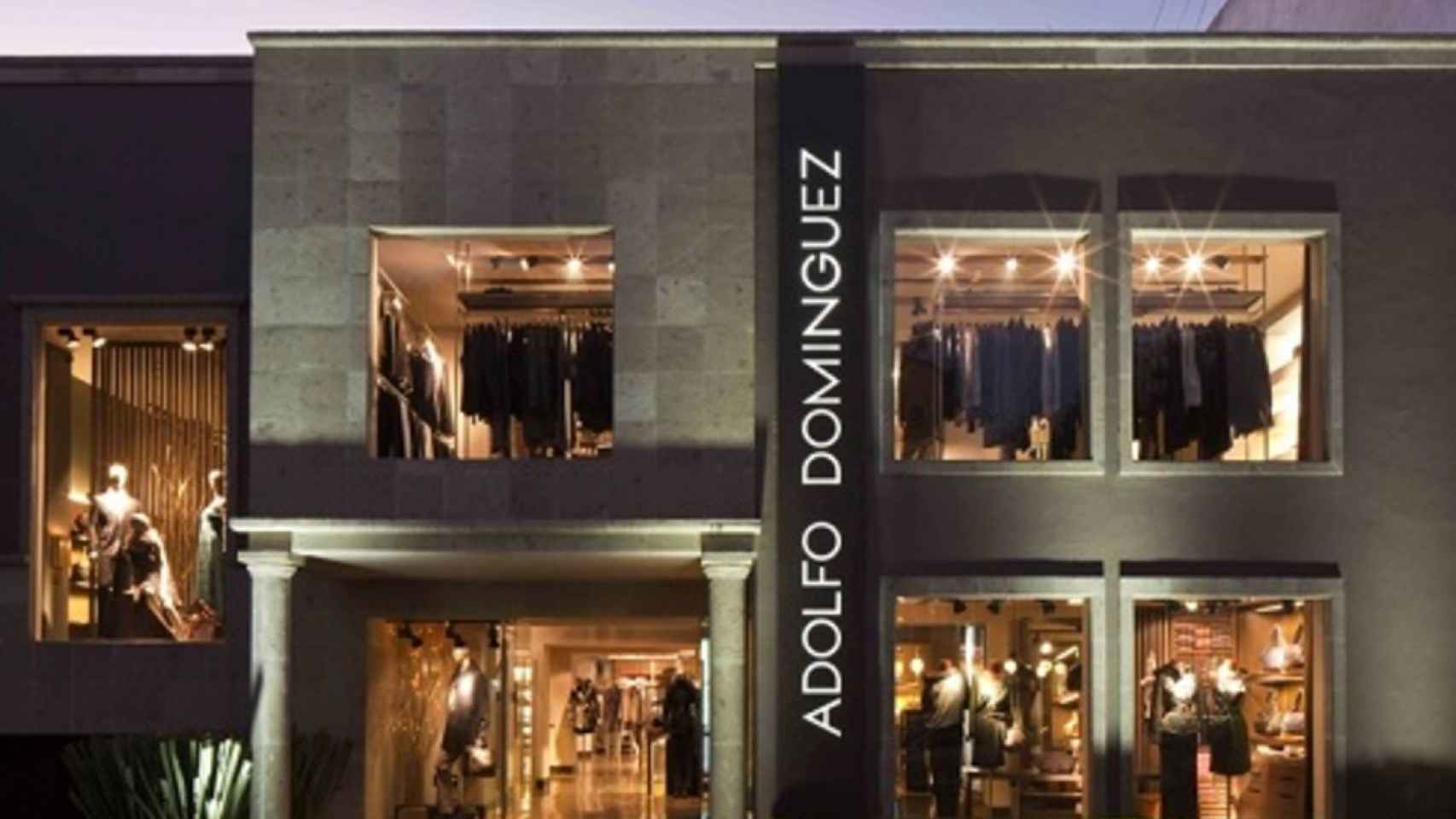 Adolfo Domínguez continúa su expansión y alcanza las 165 tiendas en el mundo