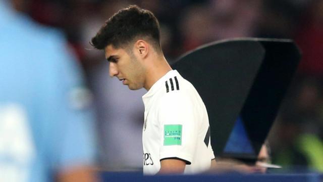 Asensio se retira lesionado contra el Kashima