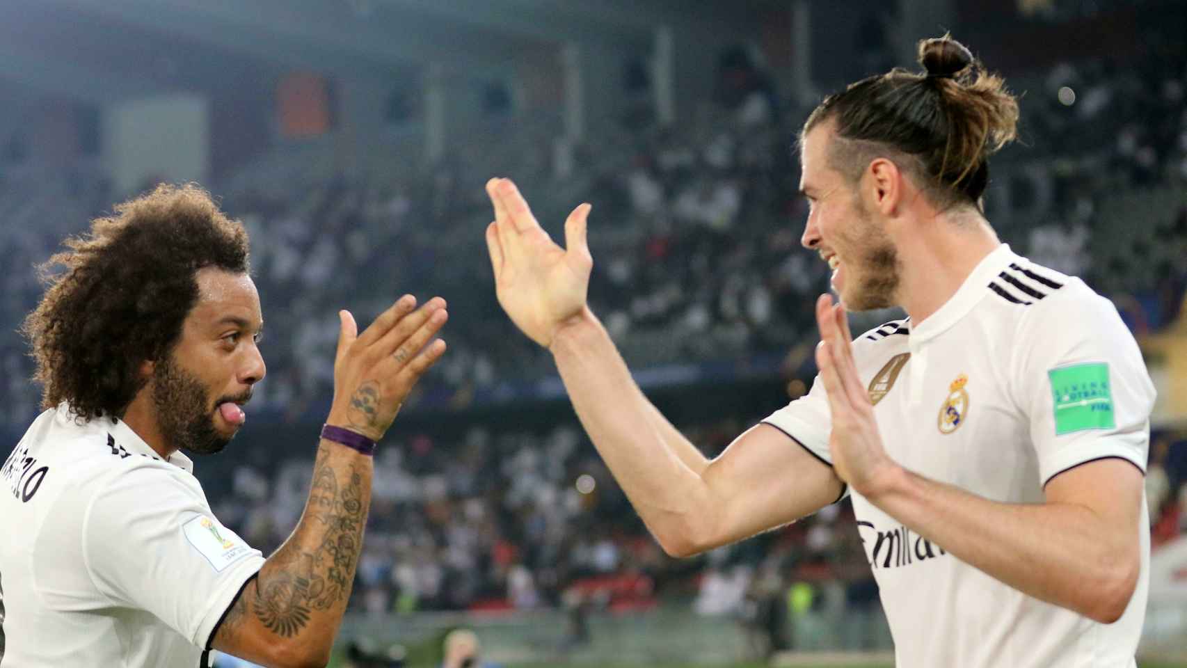 Marcelo y Bale celebran el gol al Kashima Antlers