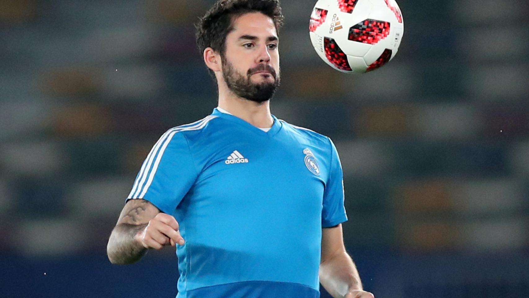 Isco, durante un calentamiento del Real Madrid