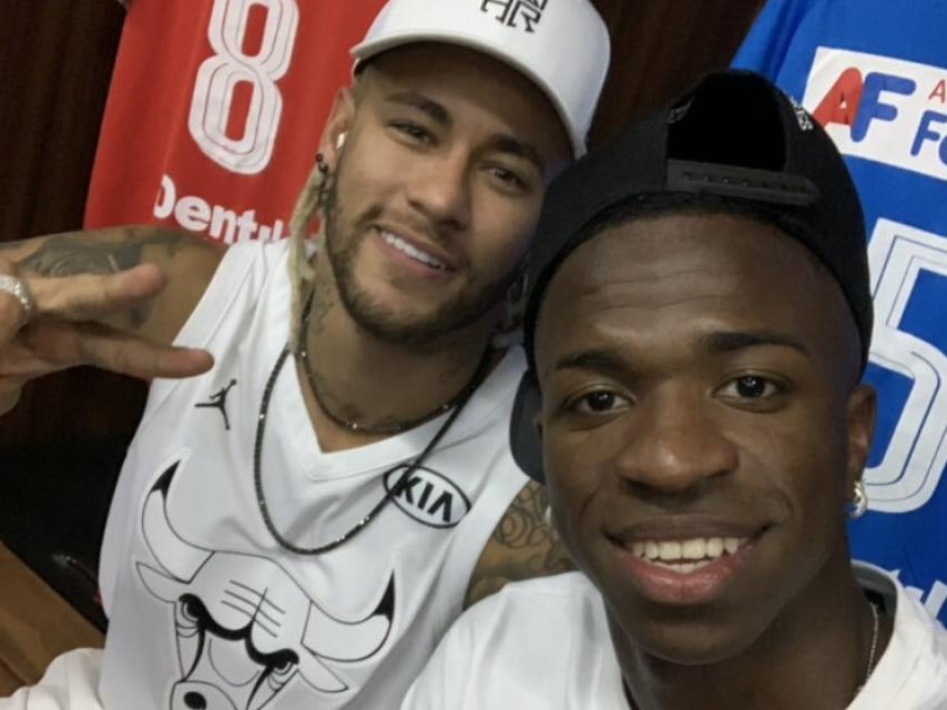 Vinicius y Neymar se divierten juntos. Foto: Twitter (@vini11Oficial)