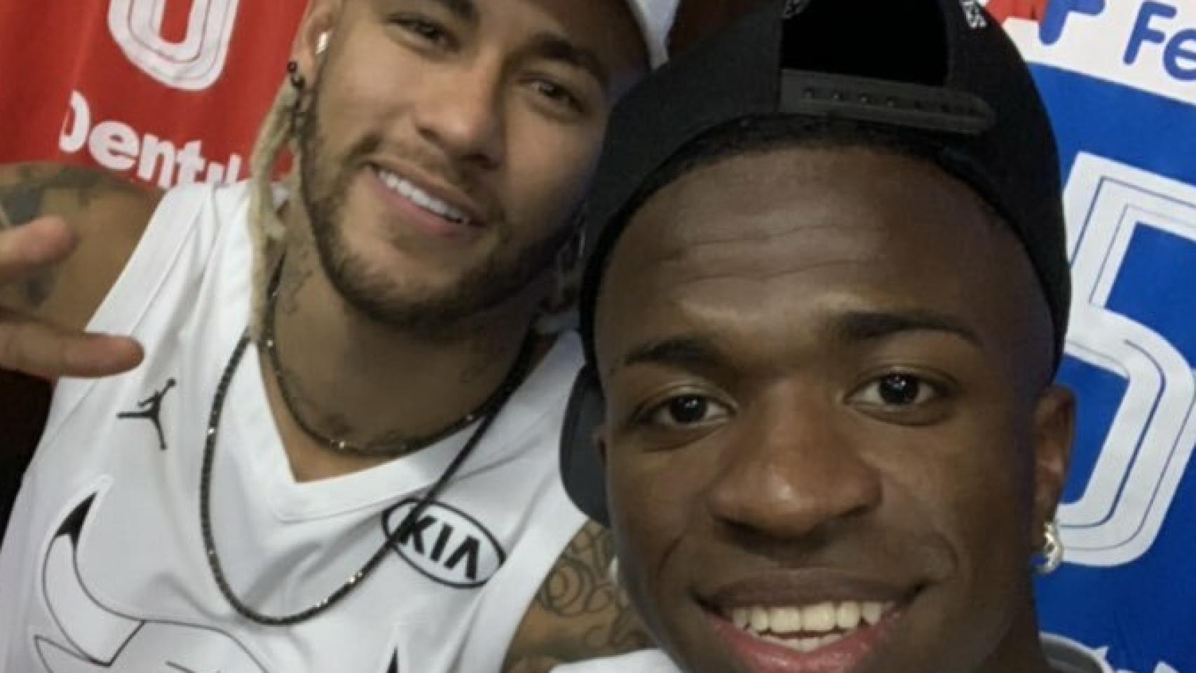 Vinicius y Neymar se divierten juntos. Foto: Twitter (@vini11Oficial)