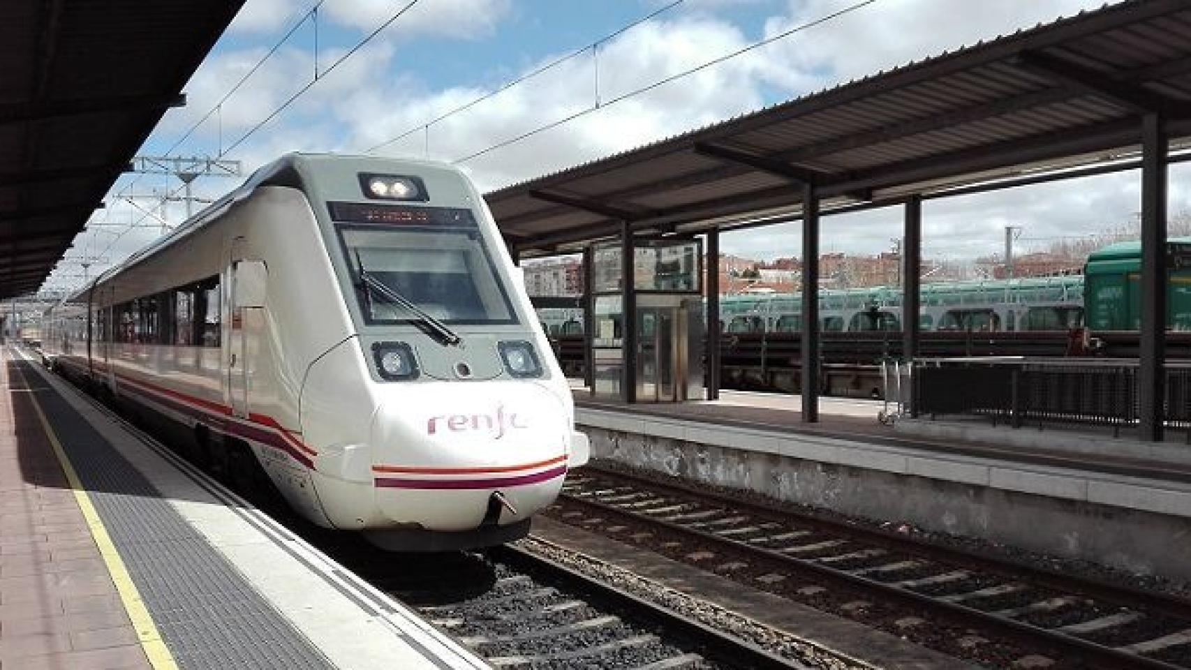 Tren media distancia de Renfe en Salamanca