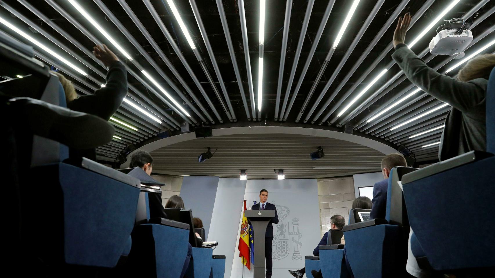 El presidente del Gobierno, en su última rueda de prensa, en Moncloa.