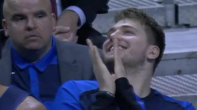 Doncic en el partido ante los Hornets