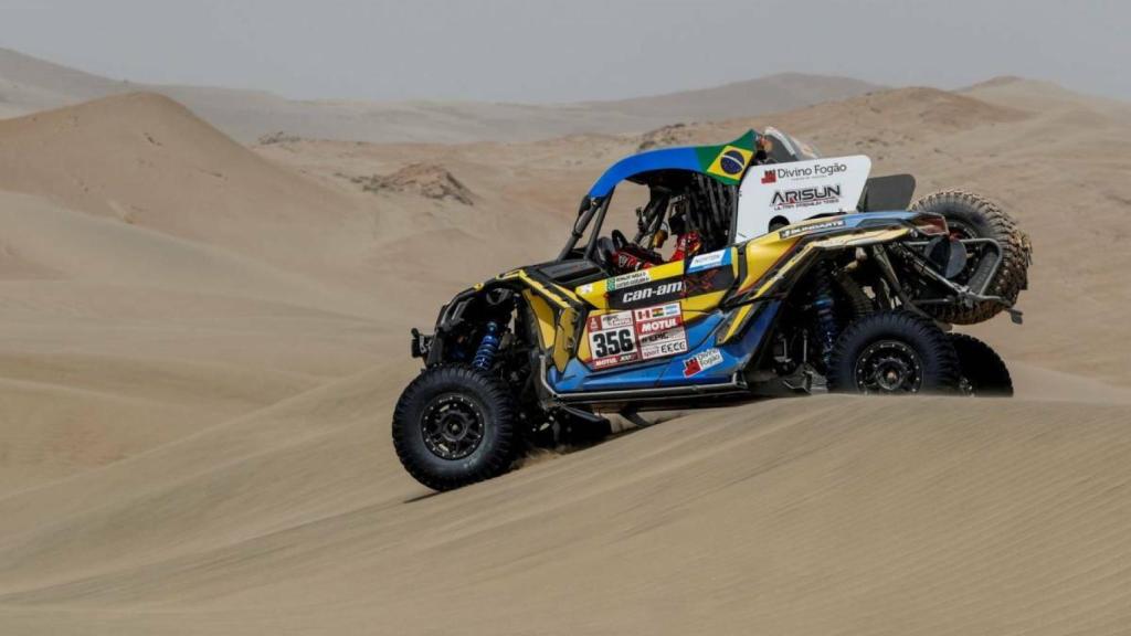 Coche Side by Side. Foto: dakar.com