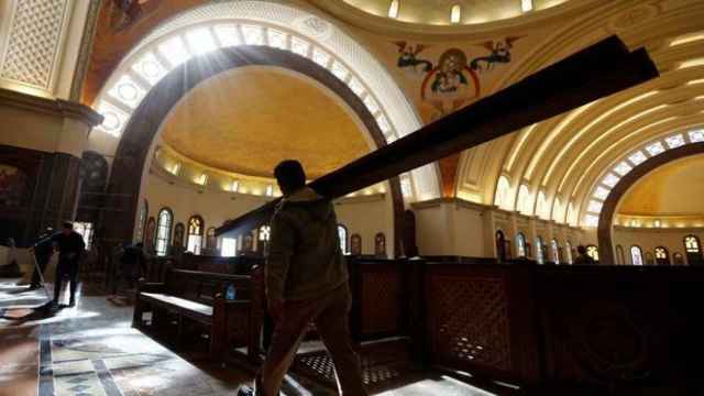 Interior de la Catedral de la Natividad de Cristo, en El Cairo.