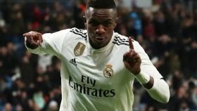 Vinicius celebra su gol, el tercero del Real Madrid al Leganés