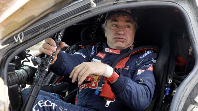 Carlos Sainz, en su coche