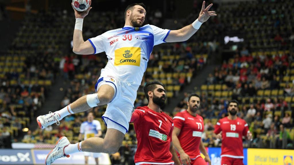 España se estrena en el Mundial de balonmano arrollando a Baréin