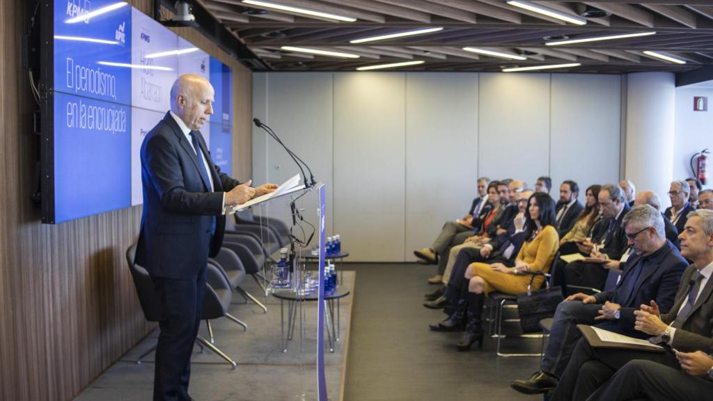 Hilario Albarracín, presidente de KPMG en España, durante la presentación del acto.