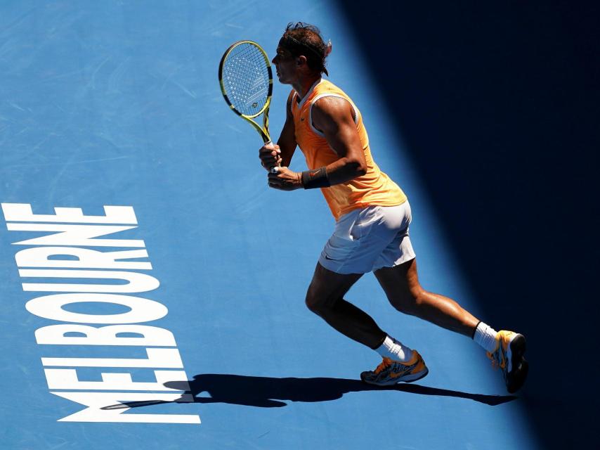 Nadal, durante su partido de primera ronda en el Abierto de Australia.