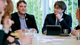Puigdemont, con el presidente del PDeCAT, David Bonvehí en Waterloo