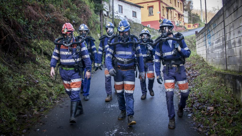 Seis miembros de la Brigada de Salvamento Minero de Asturias
