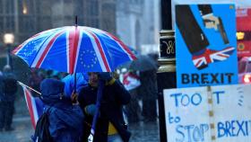 Protestas a las afueras del Parlamento británico.