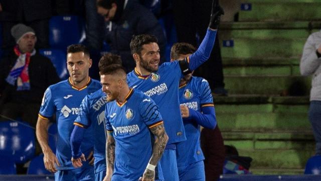 los jugadores del Getafe celebran uno de los goles ante el Alavés