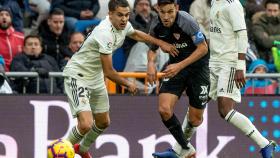 Reguilón presiona a Navas