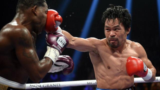 Pacquiao arrolla a Broner y ya sueña con la revancha ante Mayweather