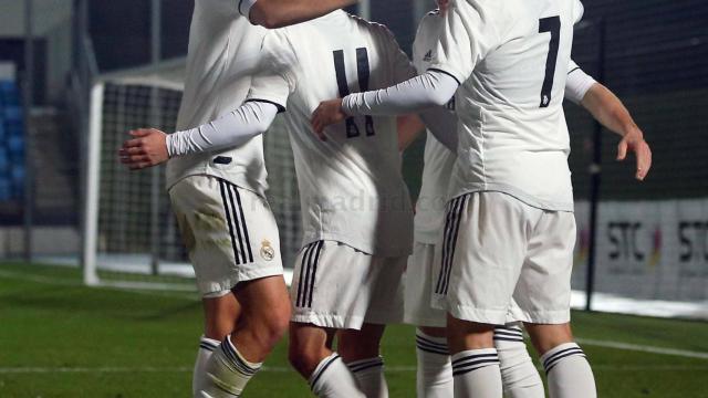 El Castilla celebra su gol en el derbi de filiales