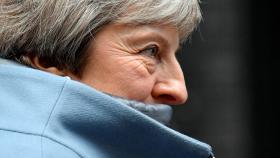 El plan B de May para aprobar el 'brexit': Una farsa y el día de la marmota, para los laboristas